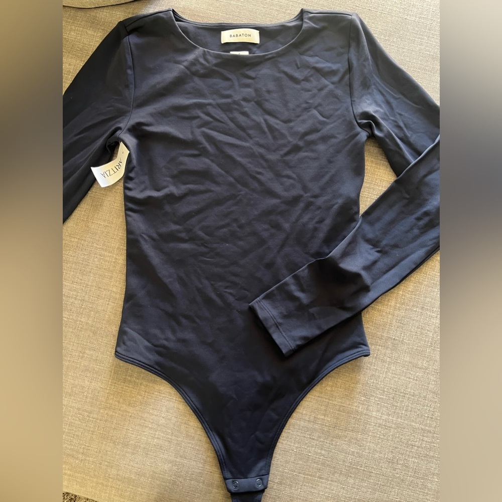 NWT Babaton long sleeve bodysuit